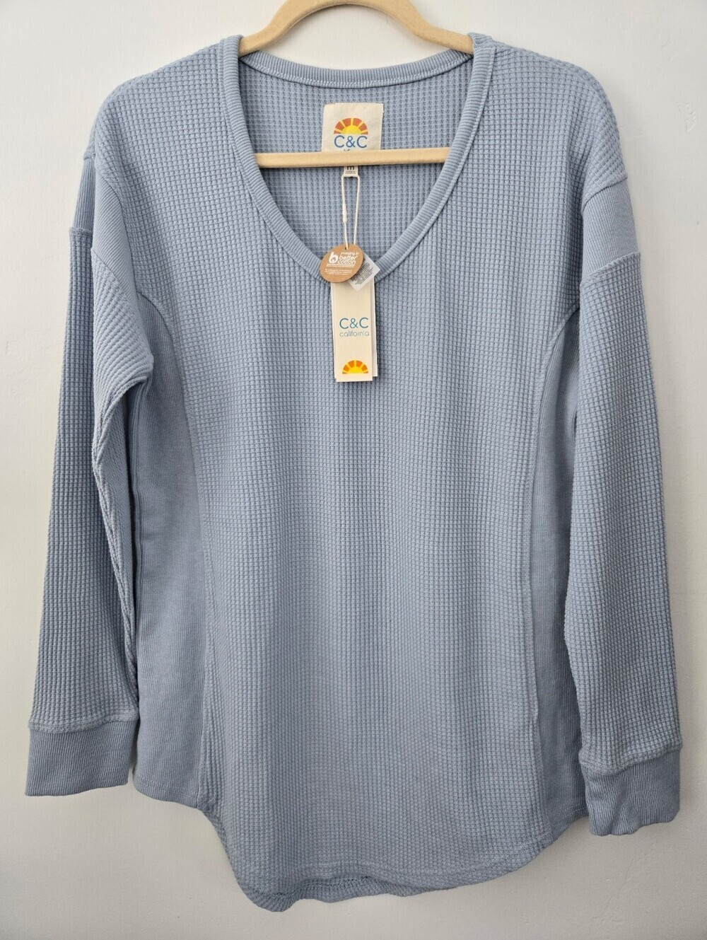 C&C California Blue Waffle Knit V-Neck Long Sleeve Shirt. Size Medium. New.